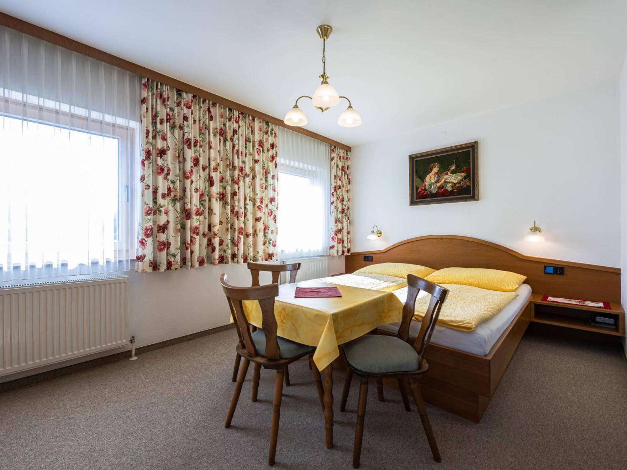 Gaestehaus Bleiweis-Zehentner Zell am See Exterior foto